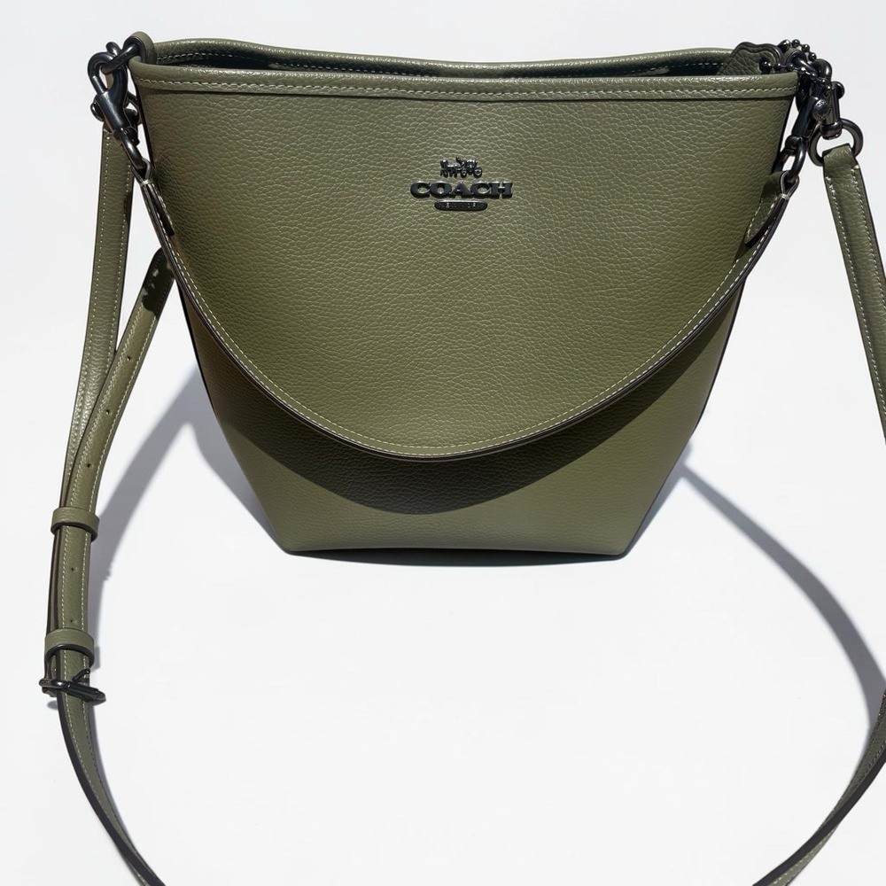 Coach City Bucket Bag Military Green Pebbled Leather Shoulder/Crossbody Bag